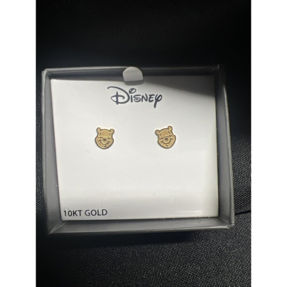 Disney - Women's 10K Yellow Gold Winnie the Pooh Stud Earrings NIB‎